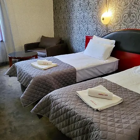 Club Hotel 3*